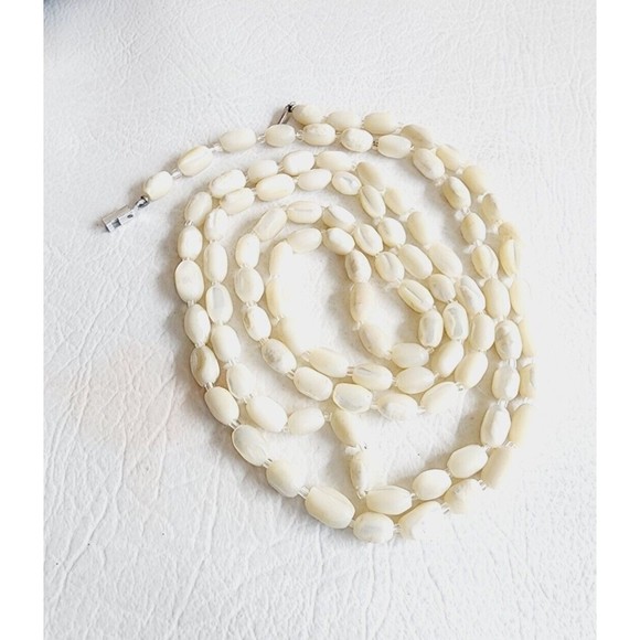 Vintage GERMANY Mother Of Pearl Necklace BEAD JEWELRY  44" LONG STRAND OR DOUBLE - Picture 2 of 8